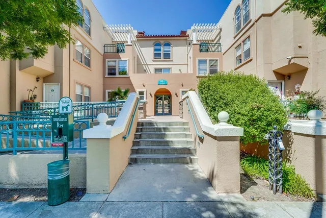 $638,000 | 951 South 12th Street, Unit 102, San Jose, CA 95112