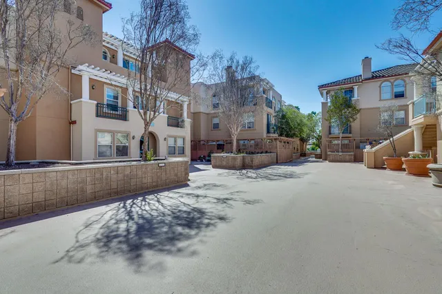 $638,000 | 951 South 12th Street, Unit 102, San Jose, CA 95112