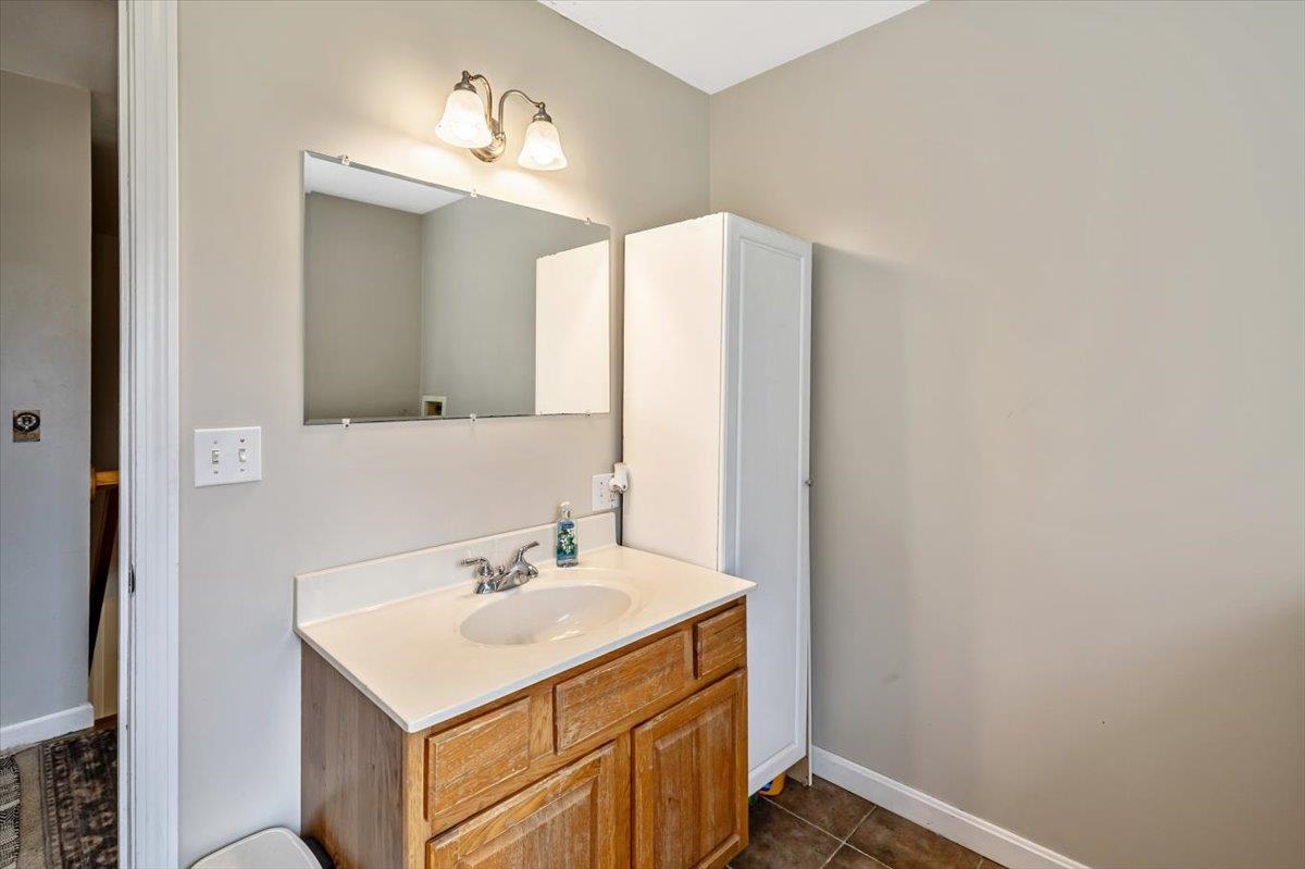 1423 Brigham Road St. Albans Town, VT 05478 - Photo 40 of 48