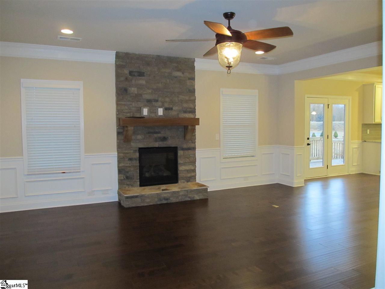 143 Sandpine Way Greer, SC 29651 - Photo 4 of 33 Gallery Image 4