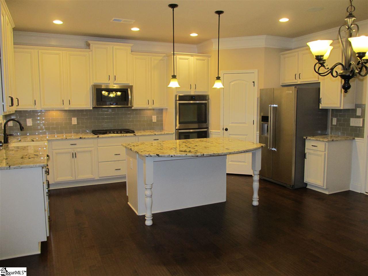 143 Sandpine Way Greer, SC 29651 - Photo 6 of 33 Gallery Image 6