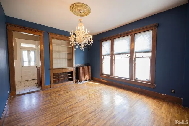 $204,900 | 616 East Charles Street, Muncie, IN 47305