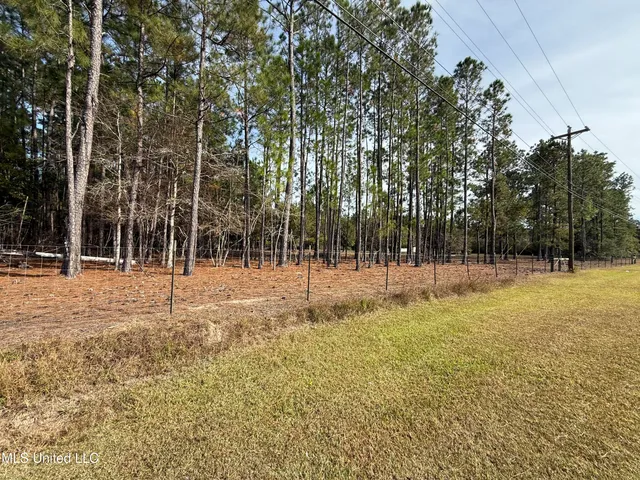 $699,900 | 21480 Highway 603, Kiln, MS 39556