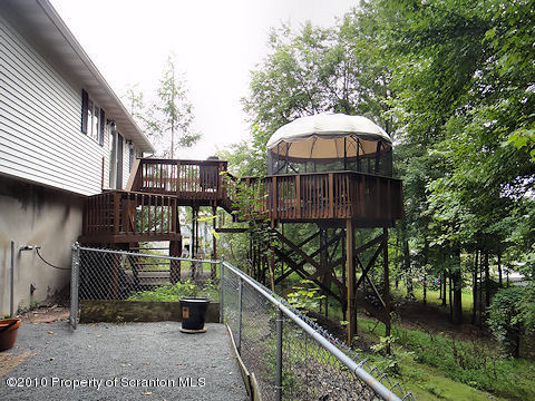 210 Willow Road Dalton, PA 18414 - Photo 28 of 33 Gallery Image 28
