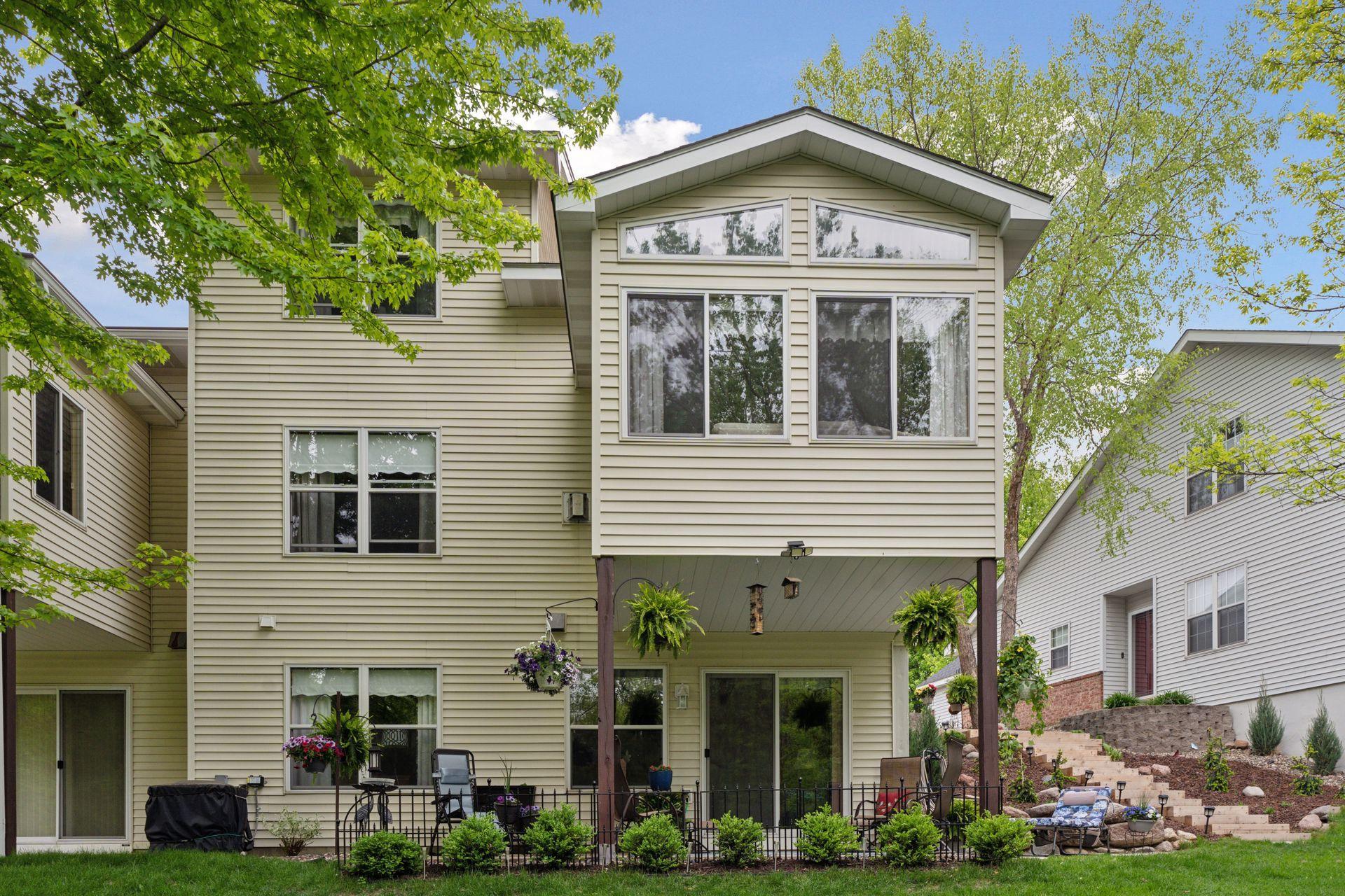 7978 Autumn Ridge Way Chanhassen, MN 55317 - Photo 2 of 70 Gallery Image 2