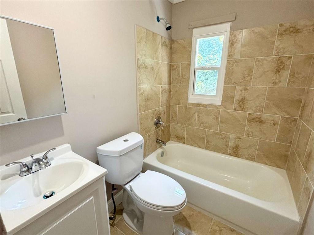 239 Sciple Terrace Northwest, Unit 4 Atlanta, GA 30314 - Photo 9 of 18