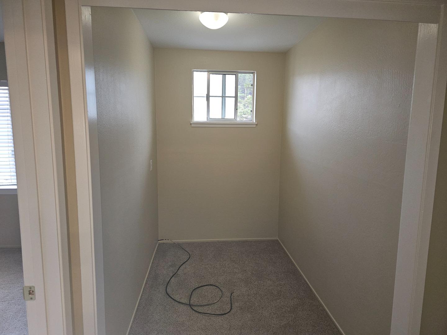 160 Clarendon Road, Unit A Pacifica, CA 94044 - Photo 7 of 13