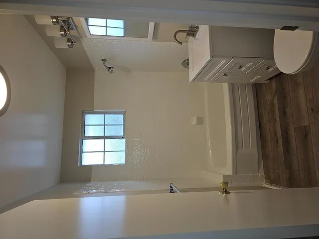 $3,200 | 160 Clarendon Road, Unit A, Pacifica, CA 94044