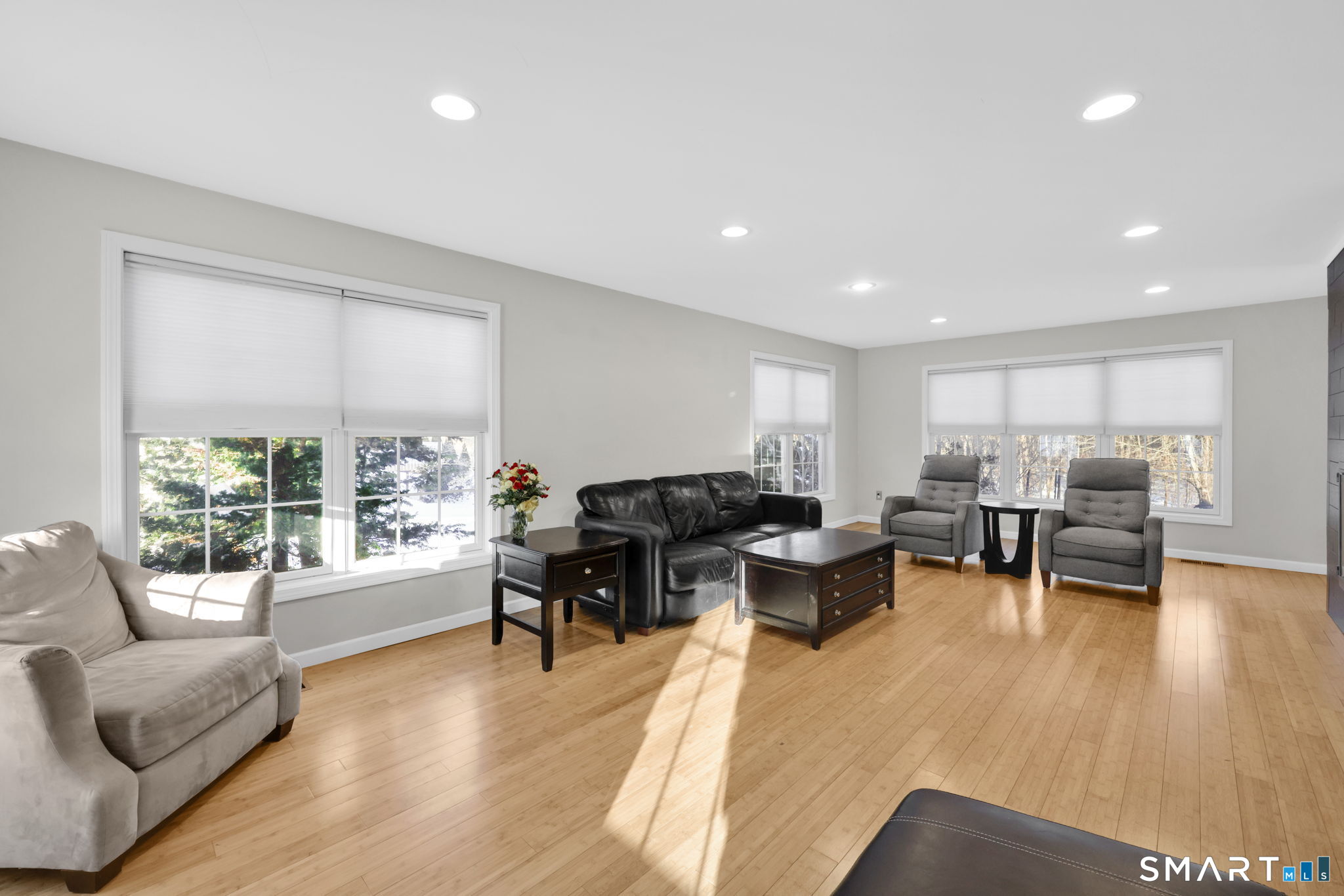 136 Gilbert Lane South Windsor, CT 06074 - Photo 11 of 40