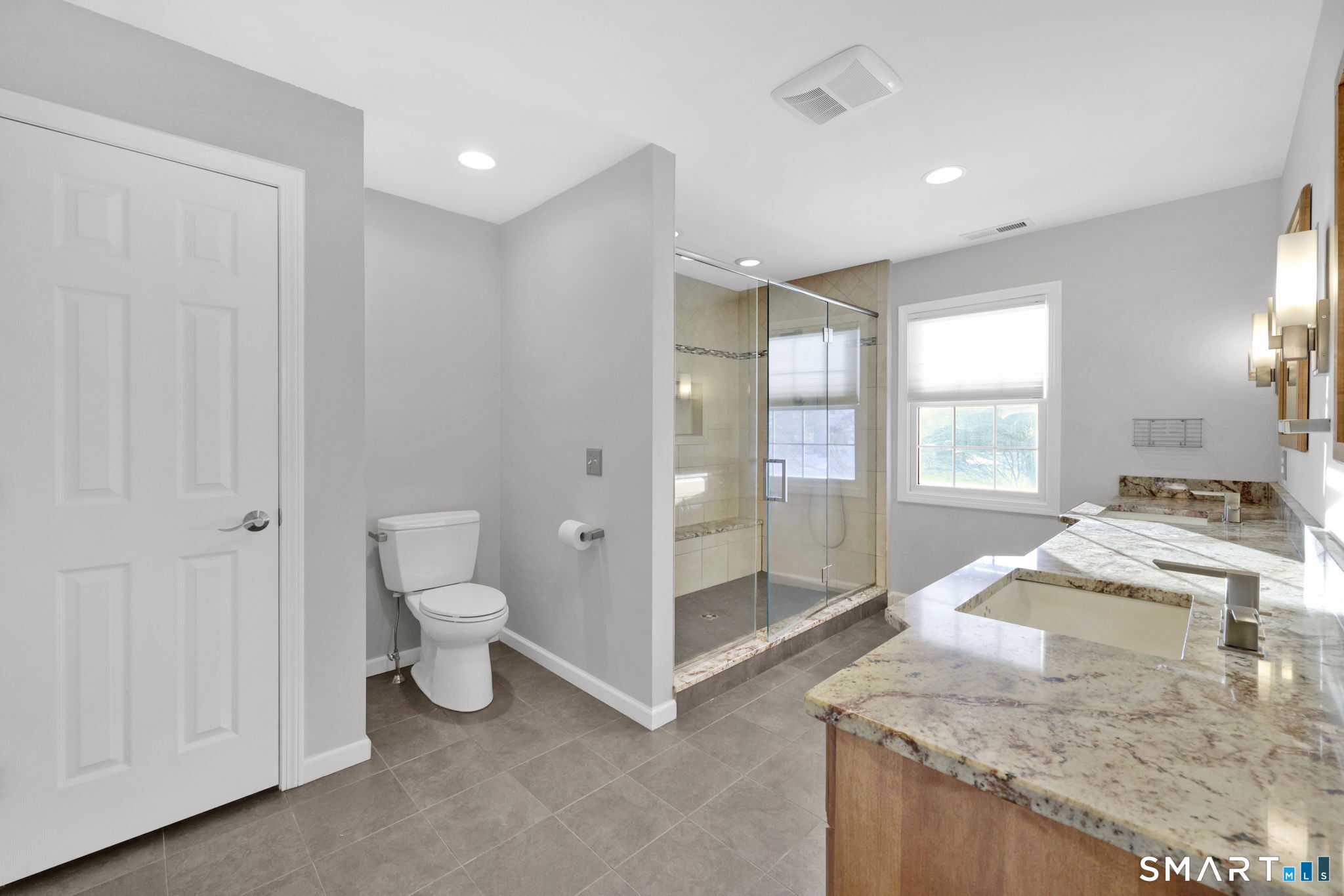 136 Gilbert Lane South Windsor, CT 06074 - Photo 22 of 40