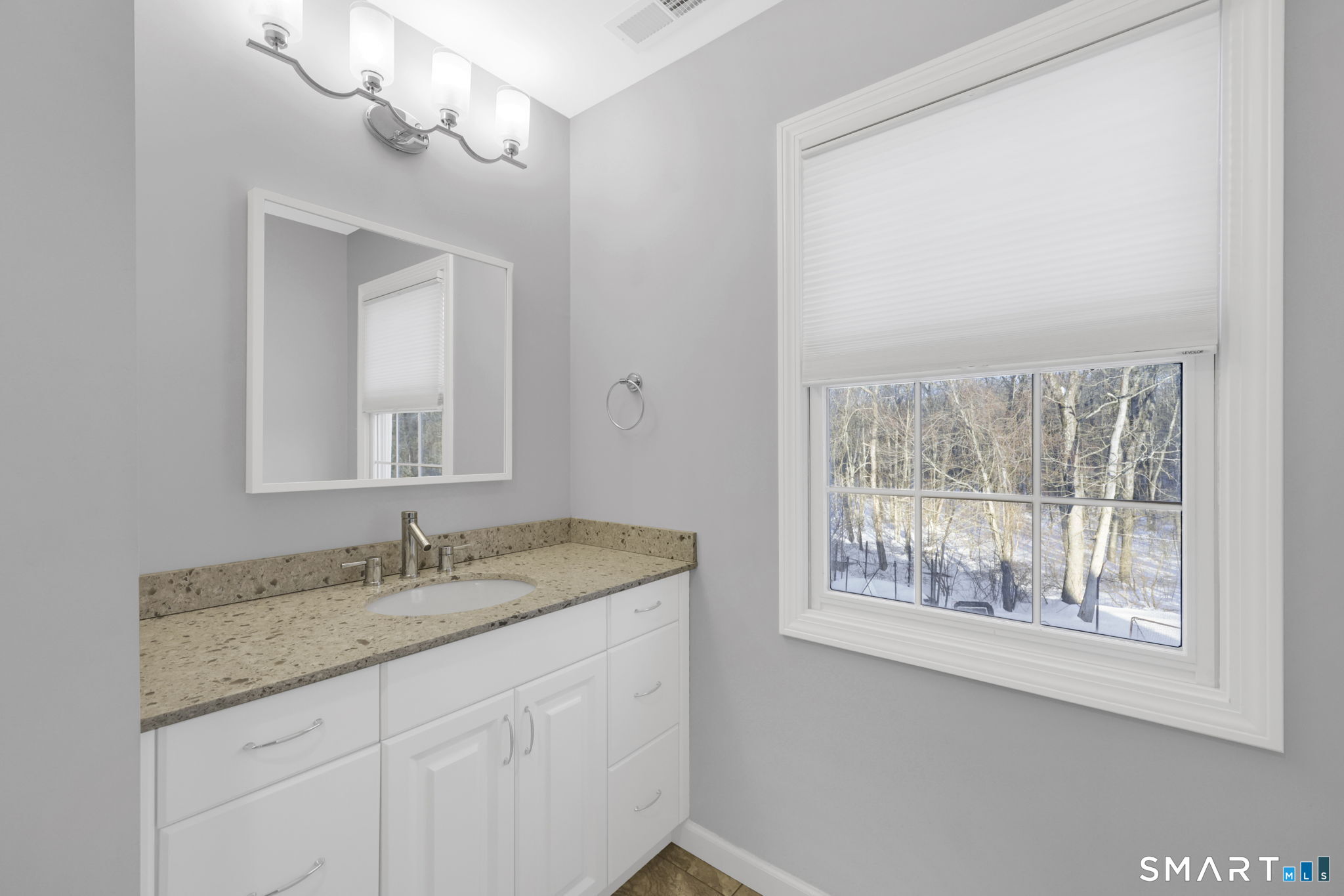 136 Gilbert Lane South Windsor, CT 06074 - Photo 32 of 40