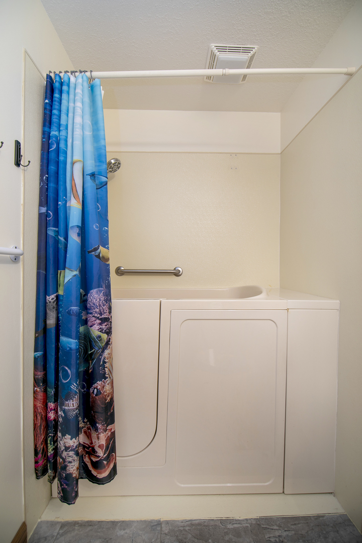 704 East Ash Street Watseka, IL 60970 - Photo 15 of 22