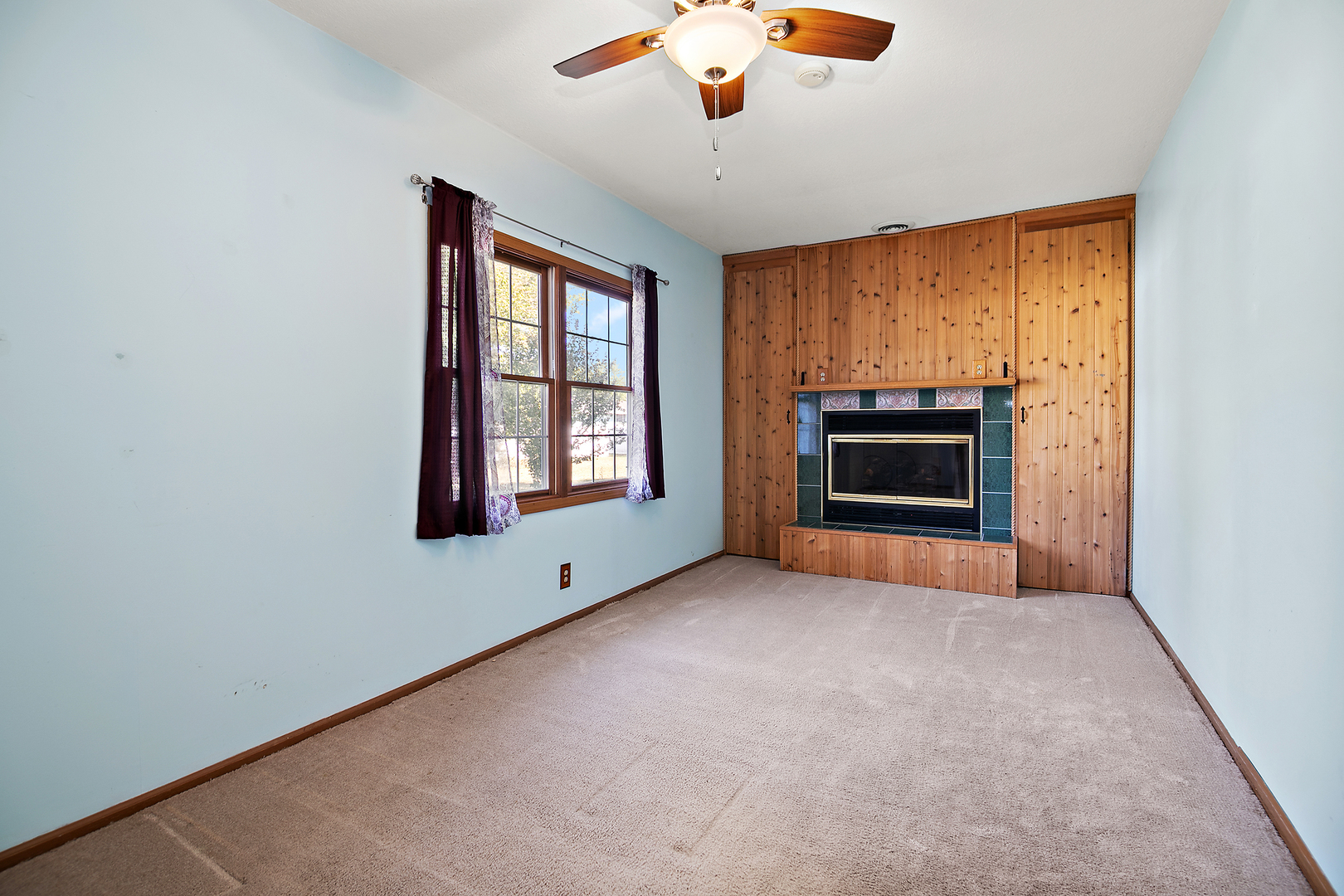 704 East Ash Street Watseka, IL 60970 - Photo 9 of 22