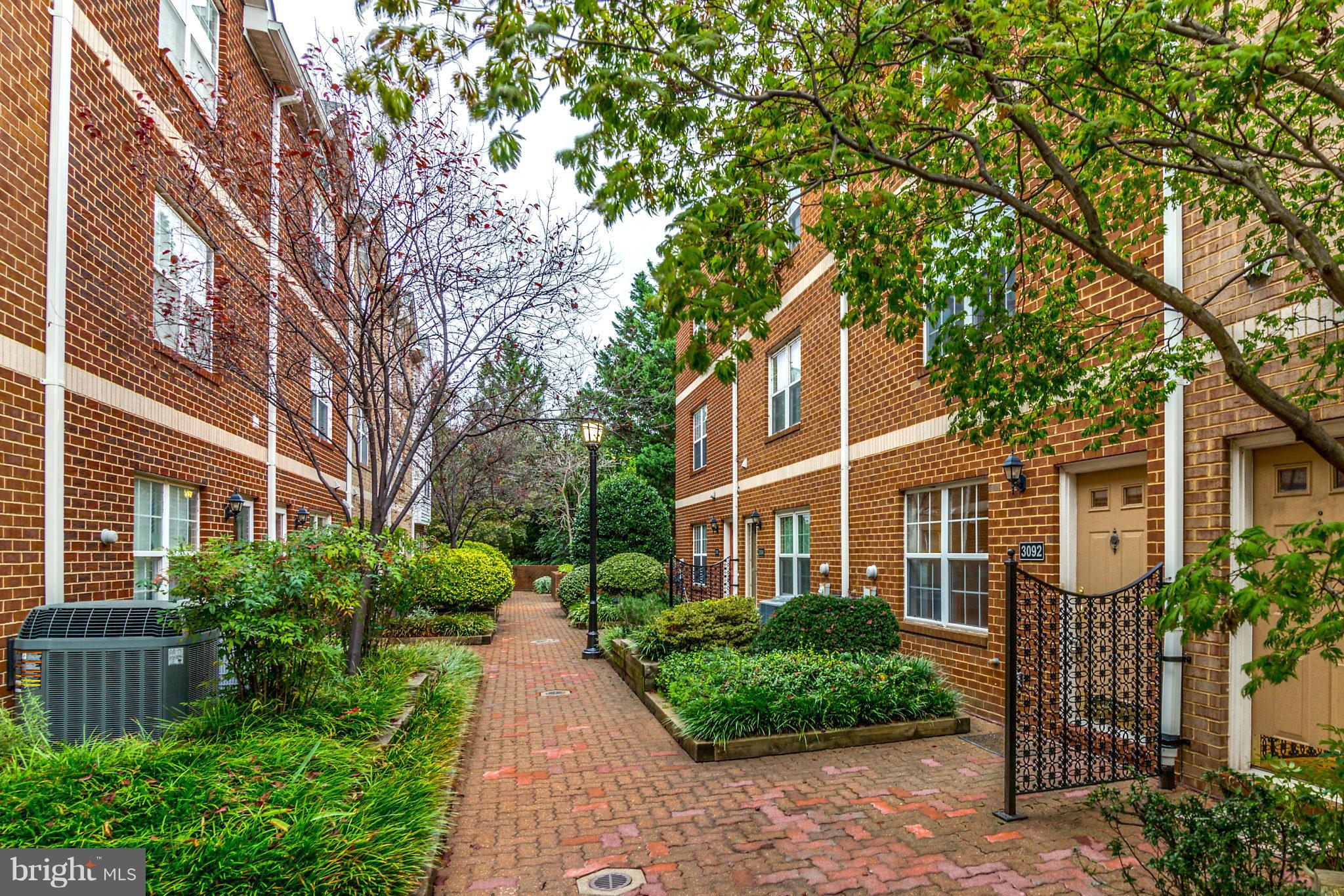 3092 South Glebe Road Arlington, VA 22206 - Photo 1 of 30 Exterior (General)