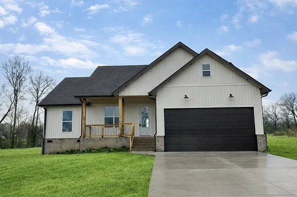 $399,999 | 134 Lightfoot Lane, Estill Springs, TN 37330
