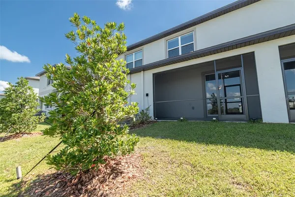 $2,000 | 10173 Honey Hammock Way, San Antonio, FL 33576