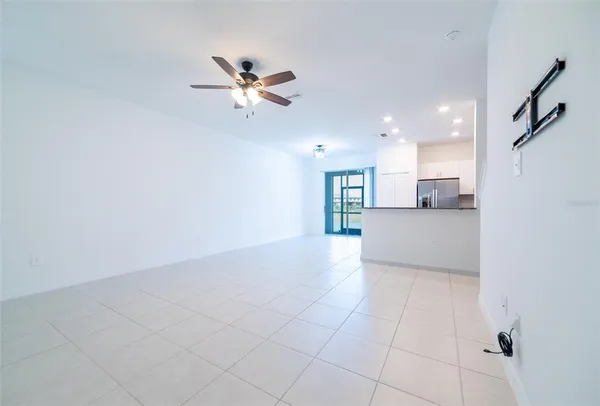 $2,000 | 10173 Honey Hammock Way, San Antonio, FL 33576