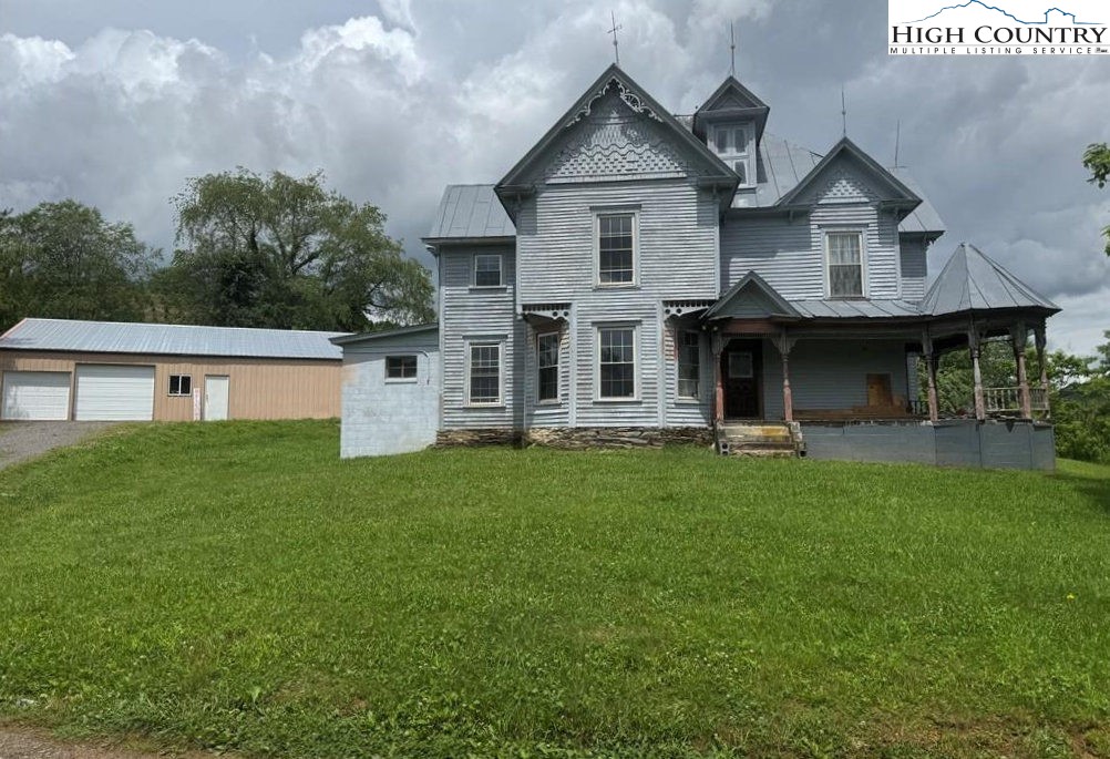 65 Green Gable Road Mouth Of Wilson, VA 24363 - Photo 2 of 30 Gallery Image 2