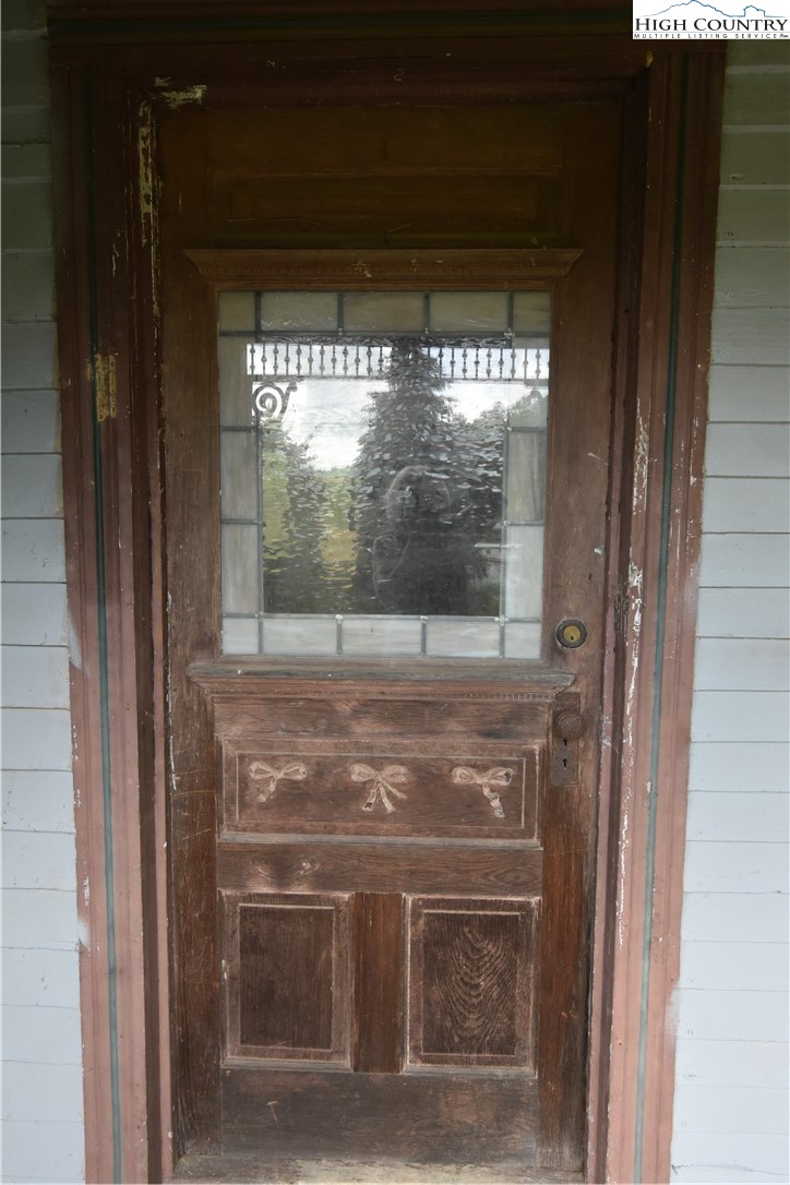 65 Green Gable Road Mouth Of Wilson, VA 24363 - Photo 6 of 30 Gallery Image 6