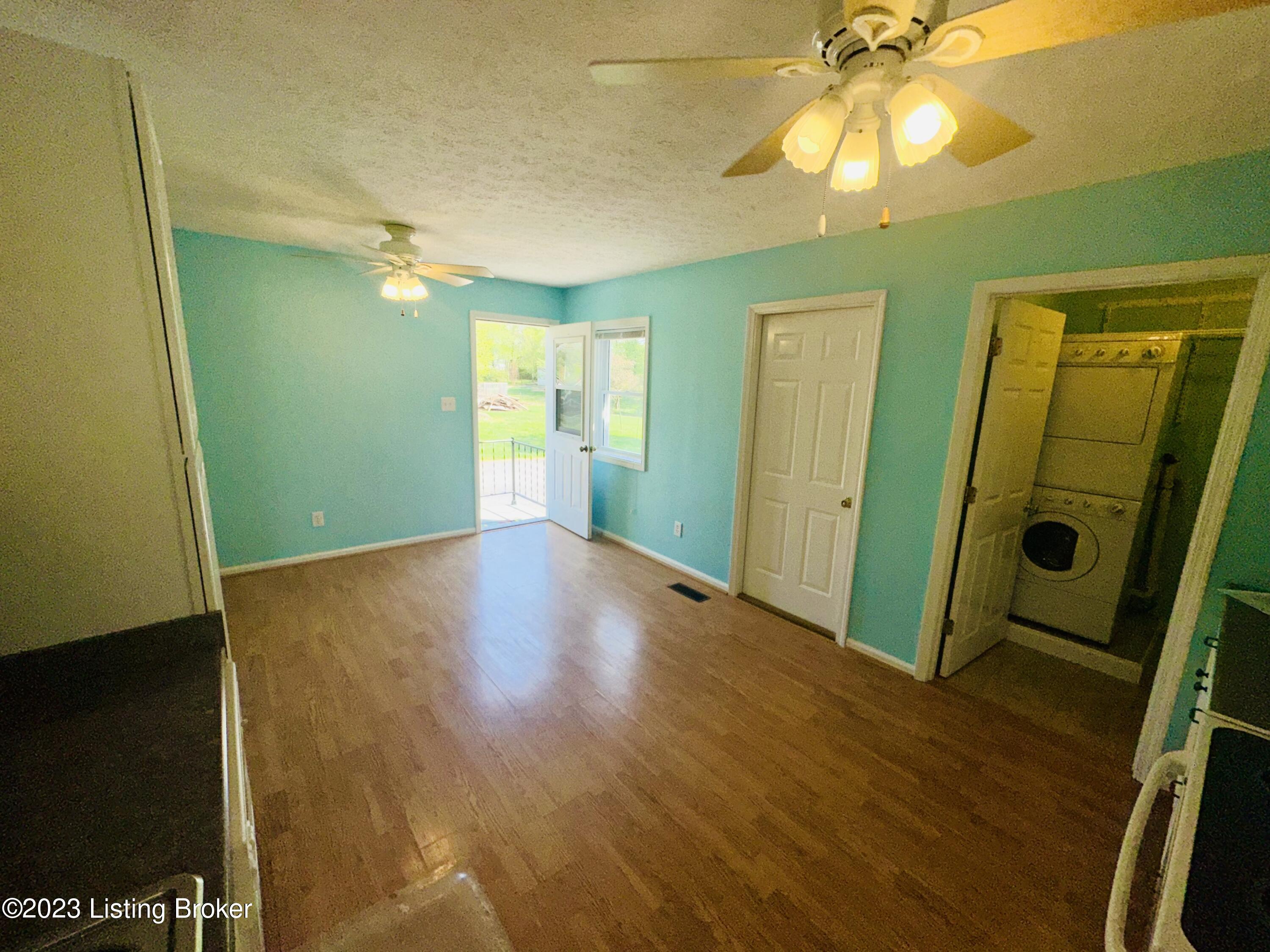 243 McCormack Road Waddy, KY 40076 - Photo 31 of 58 Kitchen