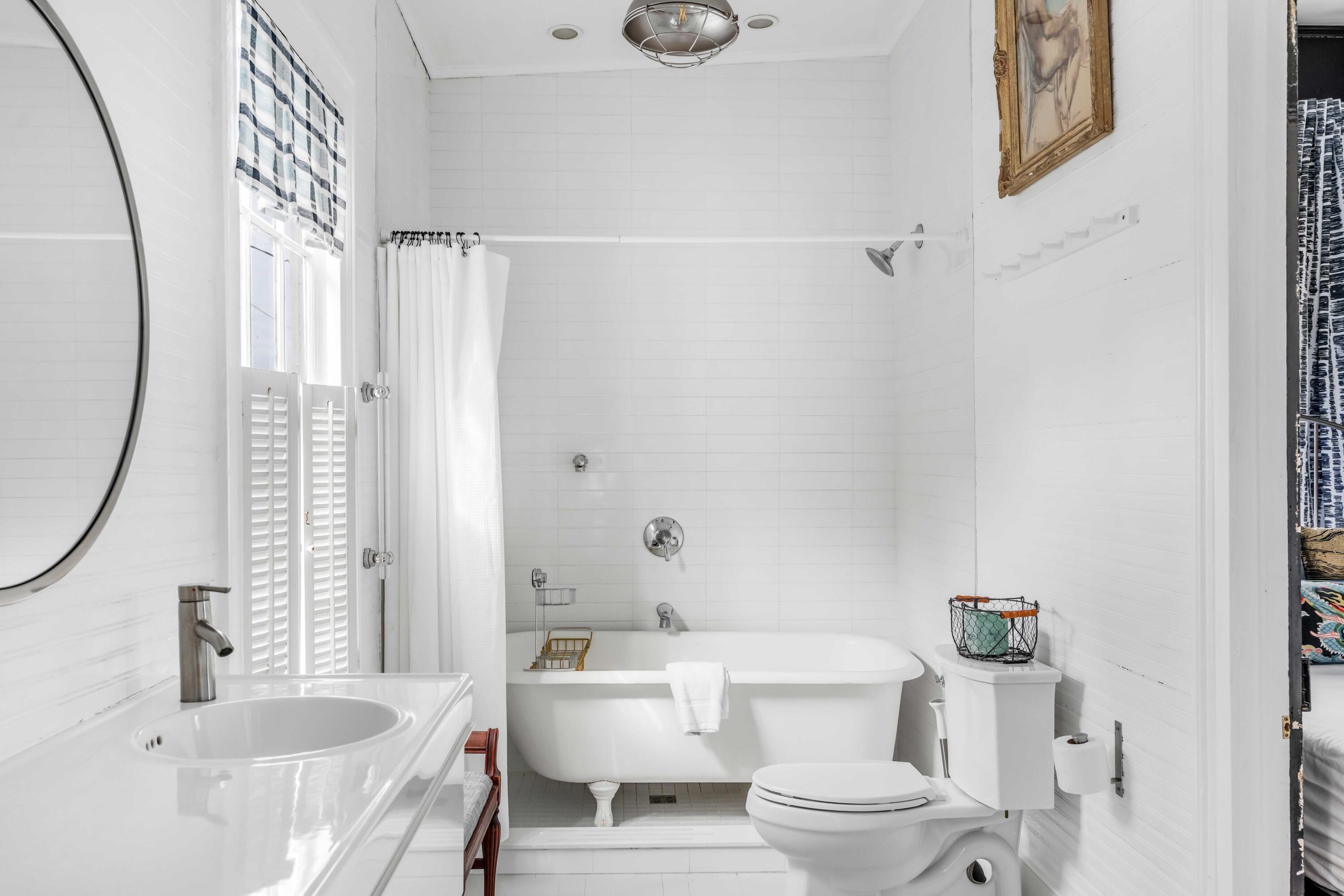 142 Spring Street Charleston, SC 29403 - Photo 31 of 54 DSC03920