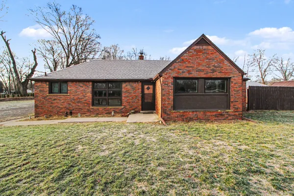 $310,000 | 29025 King Road, Romulus, MI 48174