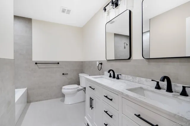 $1,699,999 | 219 Mile Square Road, Yonkers, NY 10701