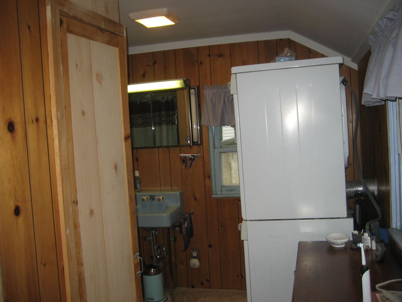 1842 Lake Dunmore Road Salisbury, VT 05769 - Photo 19 of 26 Gallery Image 19