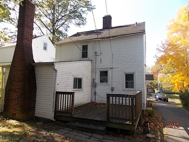 1093 Rushleigh Road Cleveland Heights, OH 44121 - Photo 2 of 13