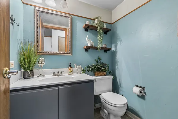 $269,000 | 404 Ballard Drive, Algonquin, IL 60102