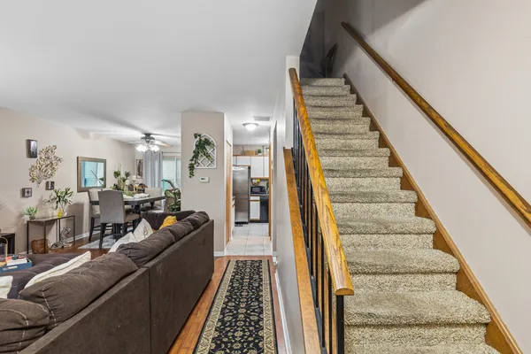 $269,000 | 404 Ballard Drive, Algonquin, IL 60102