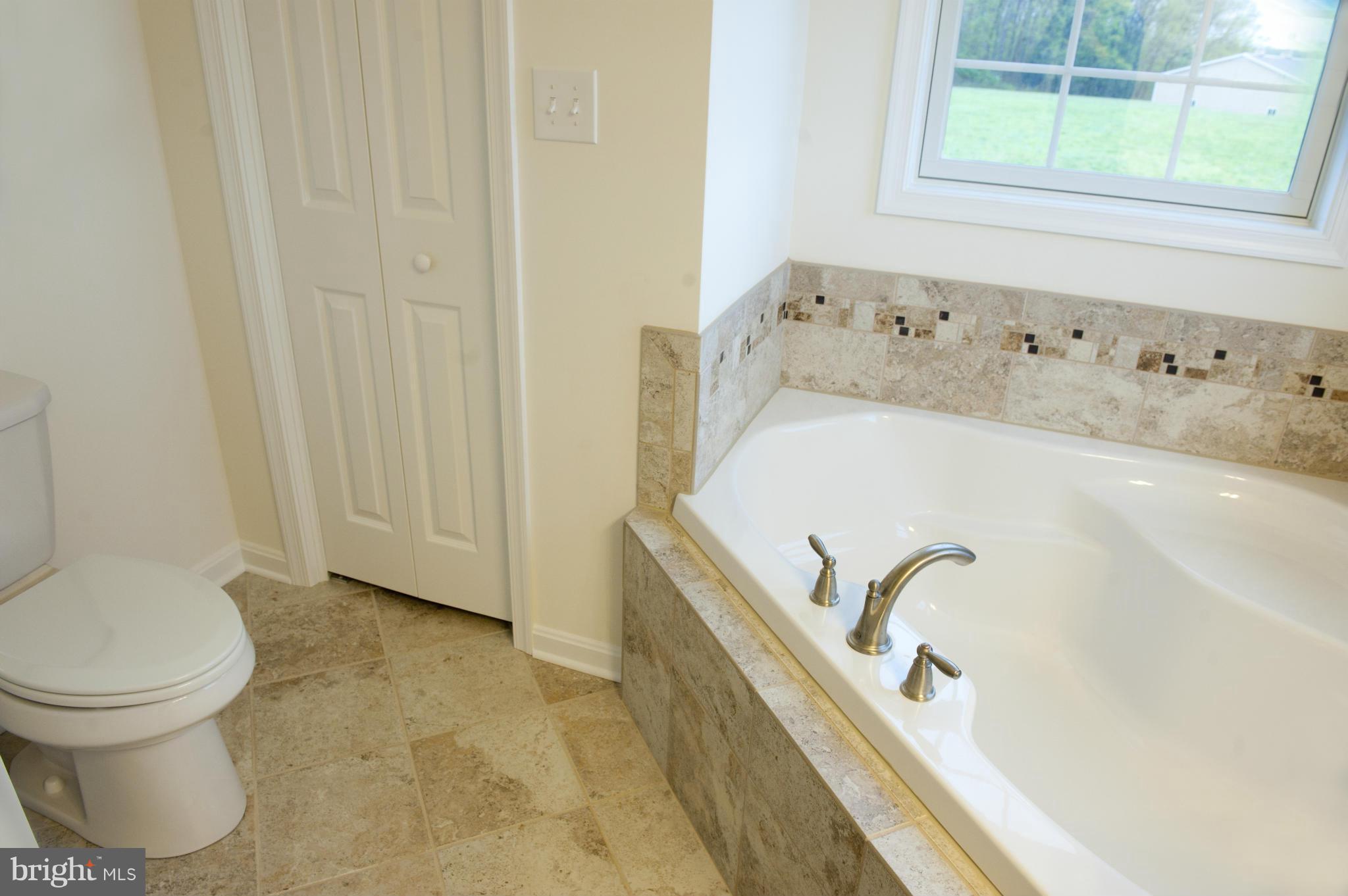 5224 Old Hanover Road Westminster, MD 21158 - Photo 15 of 30 Bath (Master)