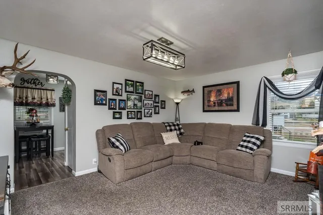 $250,000 | 90 South Railroad Avenue, Arimo, ID 83214