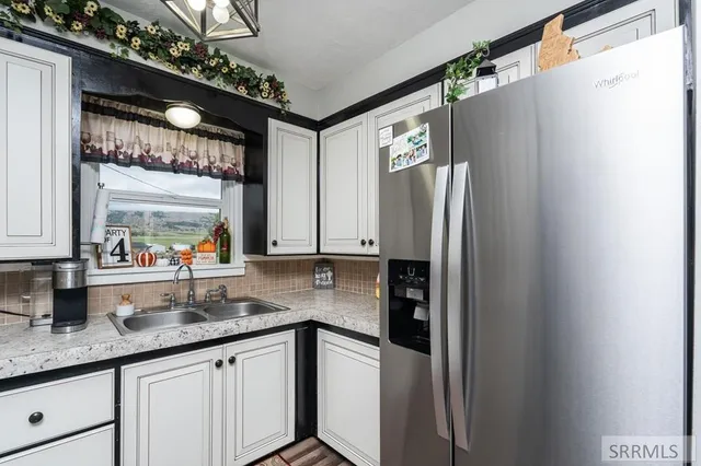 $250,000 | 90 South Railroad Avenue, Arimo, ID 83214