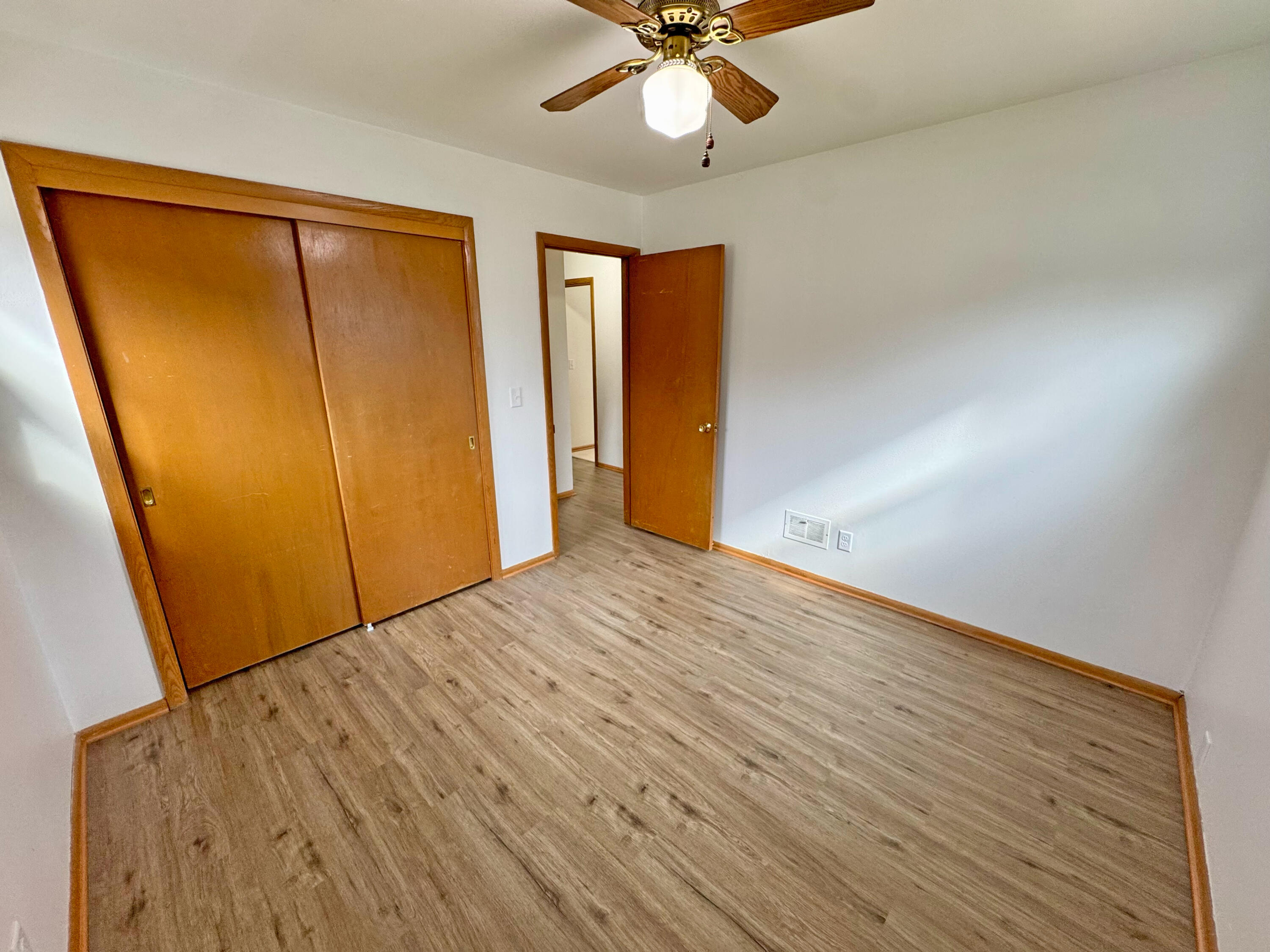 642 South 66th Street Milwaukee, WI 53214 - Photo 20 of 28 IMG_3500