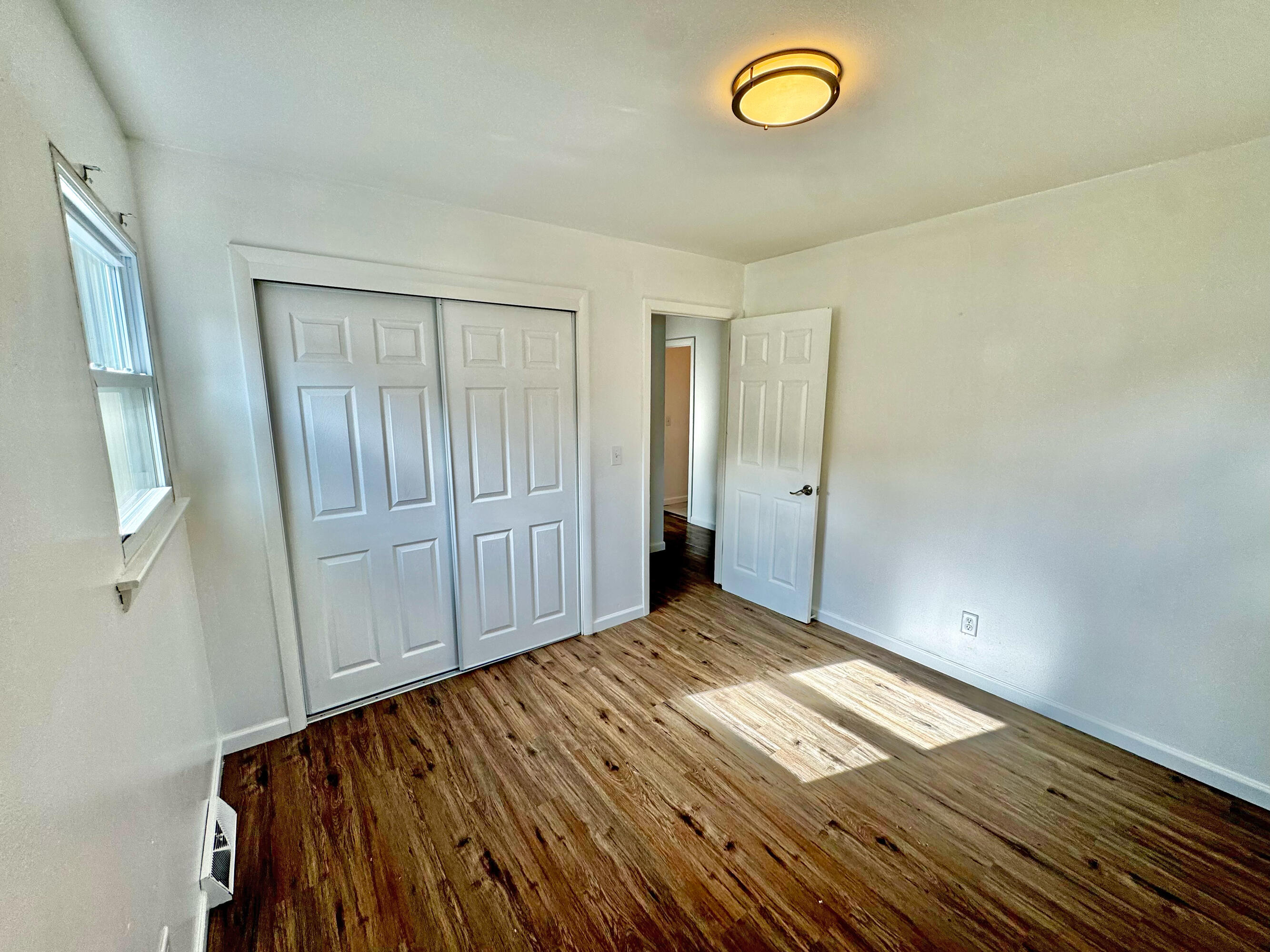 642 South 66th Street Milwaukee, WI 53214 - Photo 10 of 28 IMG_2277