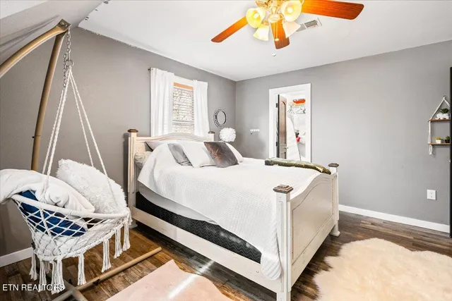 $430,000 | 200 Brady Lane, Oneida, TN 37841