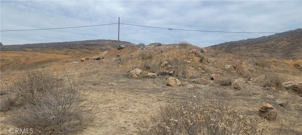 0 Cajalco Road Corona, CA 92881 - Photo 4 of 8 a view of a dry yard