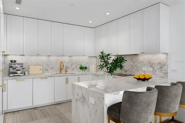 $2,895,000 | 3015 South Ysabella Avenue, Unit 2301, Tampa, FL 33629