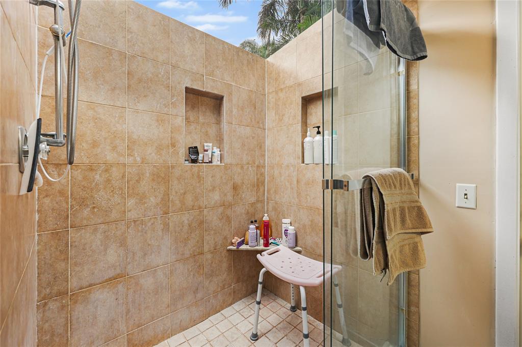 9700 Northwest 28th Street Hollywood, FL 33024 - Photo 38 of 76