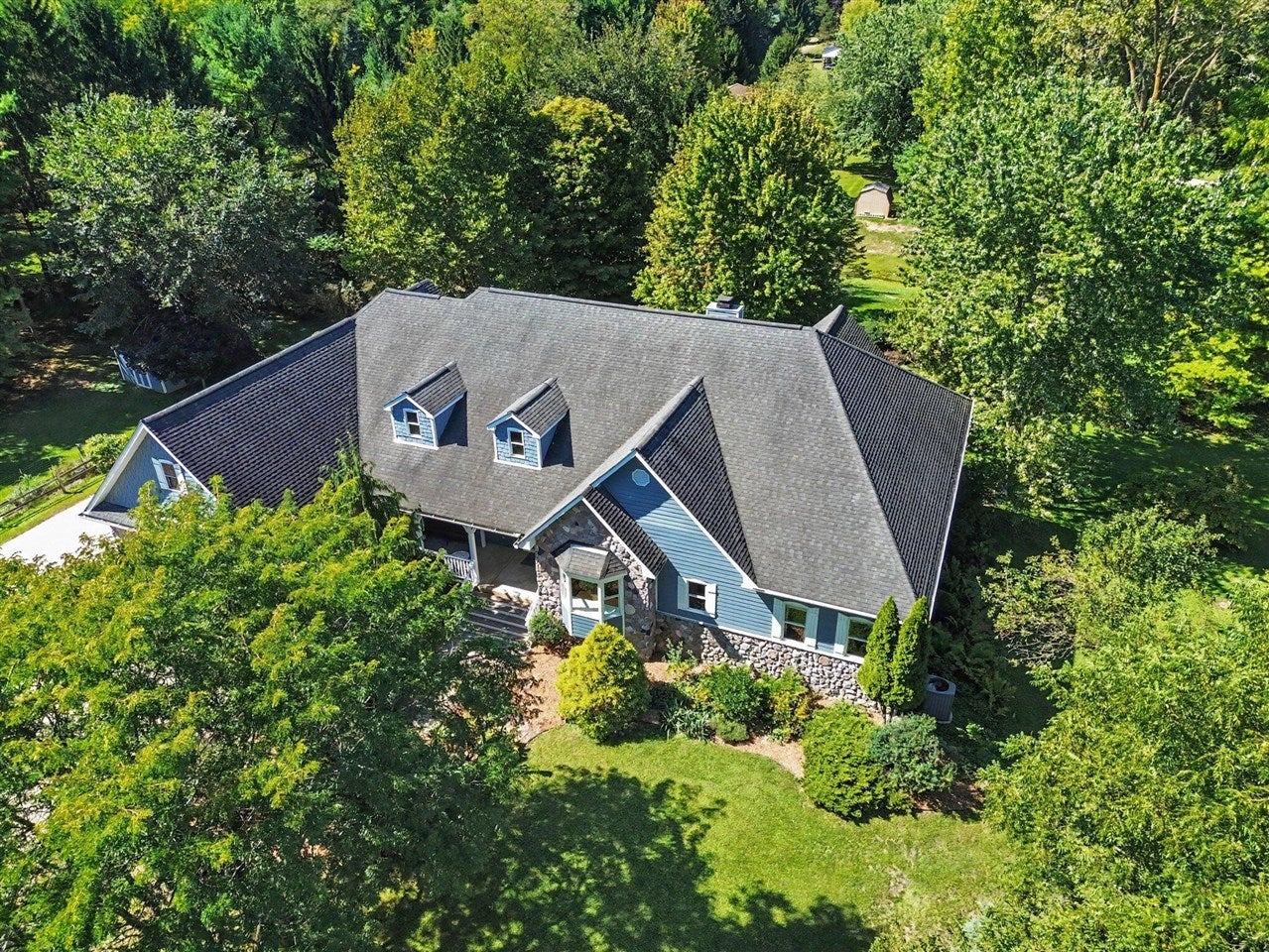 7353 Jennings Road Whitmore Lake, MI 48189 - Photo 1 of 99 Gallery Image 1