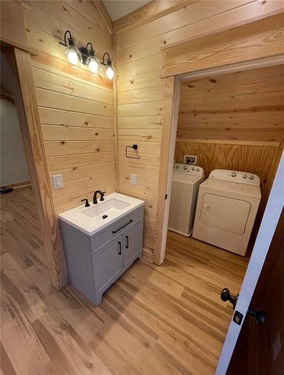 4729 Willie Robinson Road Gainesville, GA 30506 - Photo 11 of 18 a bathroom with a sink and mirror