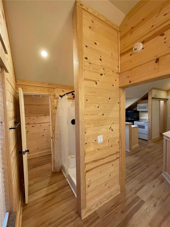 4729 Willie Robinson Road Gainesville, GA 30506 - Photo 14 of 18 a view of a hallway with wooden floor