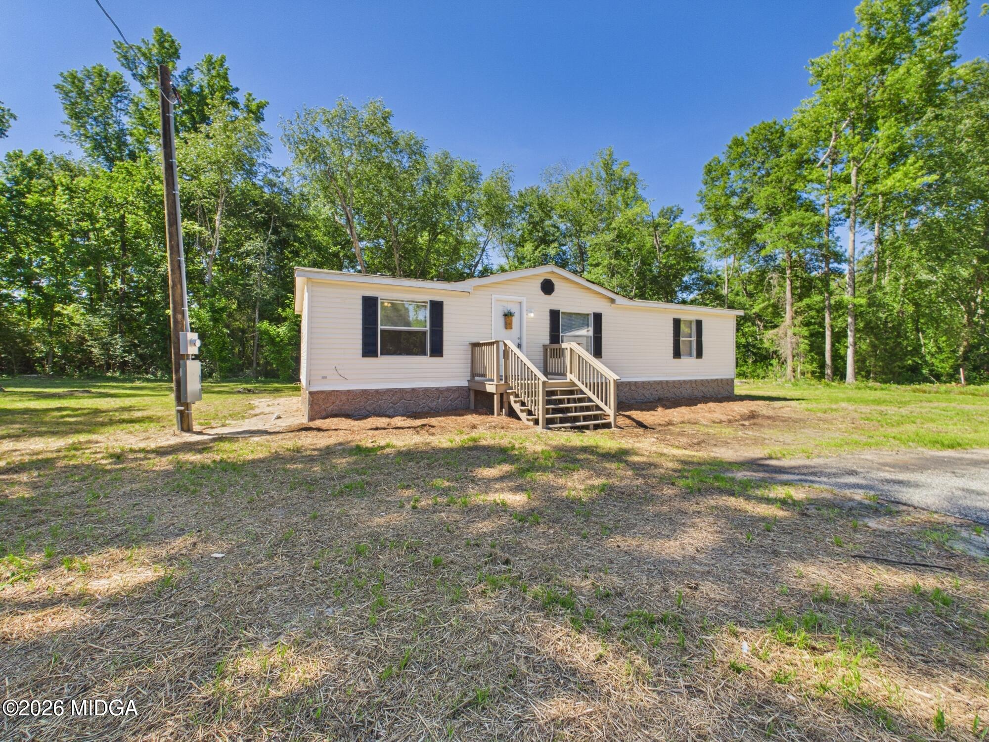 110 Ridge Court Kathleen, GA 31047 - Photo 2 of 35 CAM03843G0-PR0161-STILL028