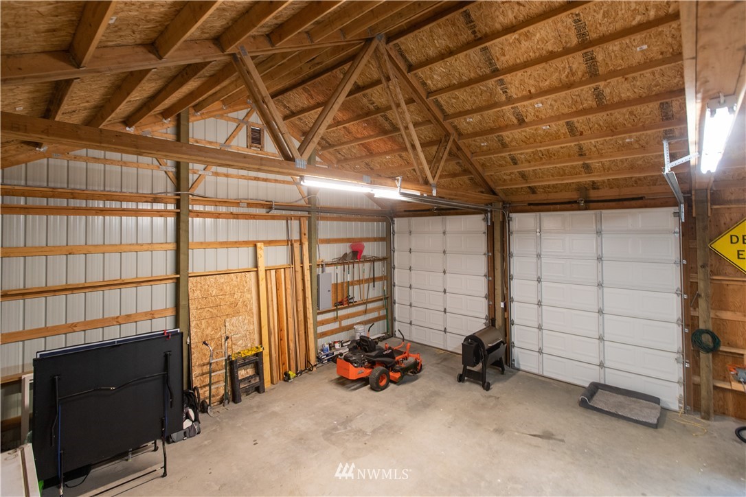 800 Logan Hill Road Chehalis, WA 98532 - Photo 27 of 36 a view of a room with gym equipment
