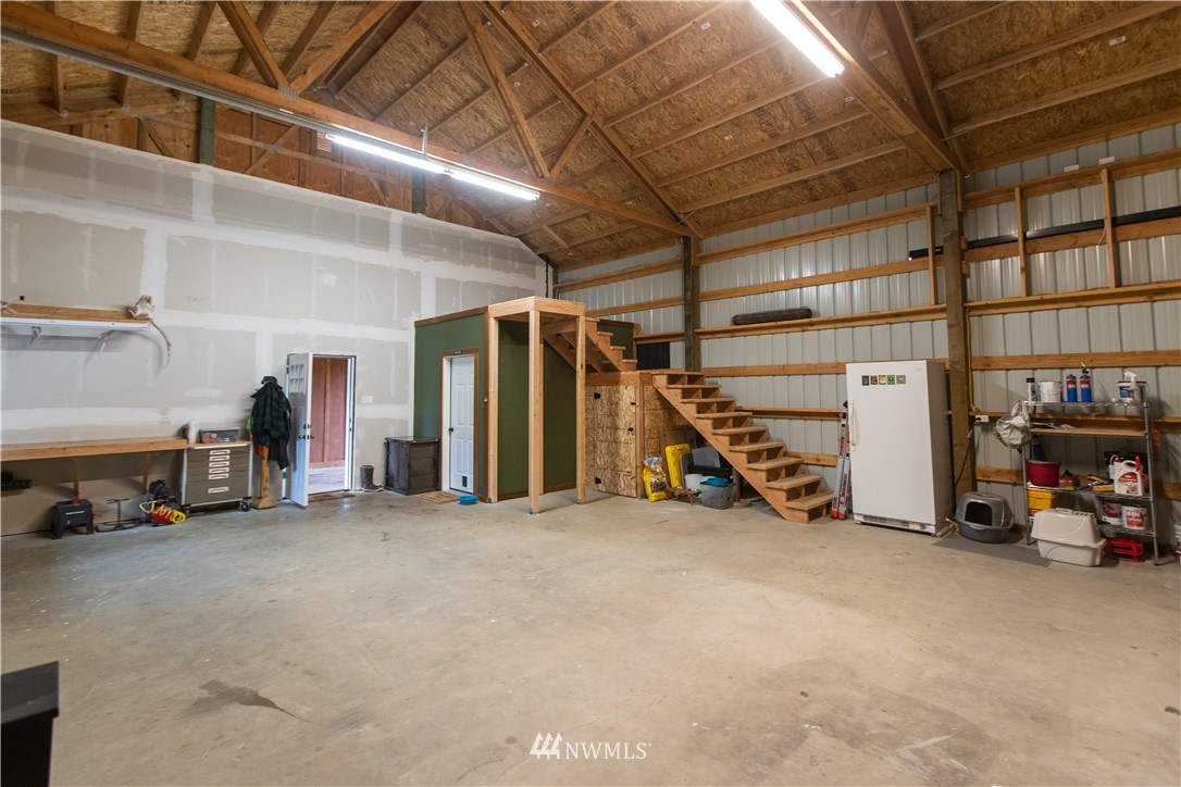 800 Logan Hill Road Chehalis, WA 98532 - Photo 30 of 36 a view of a room with gym equipment