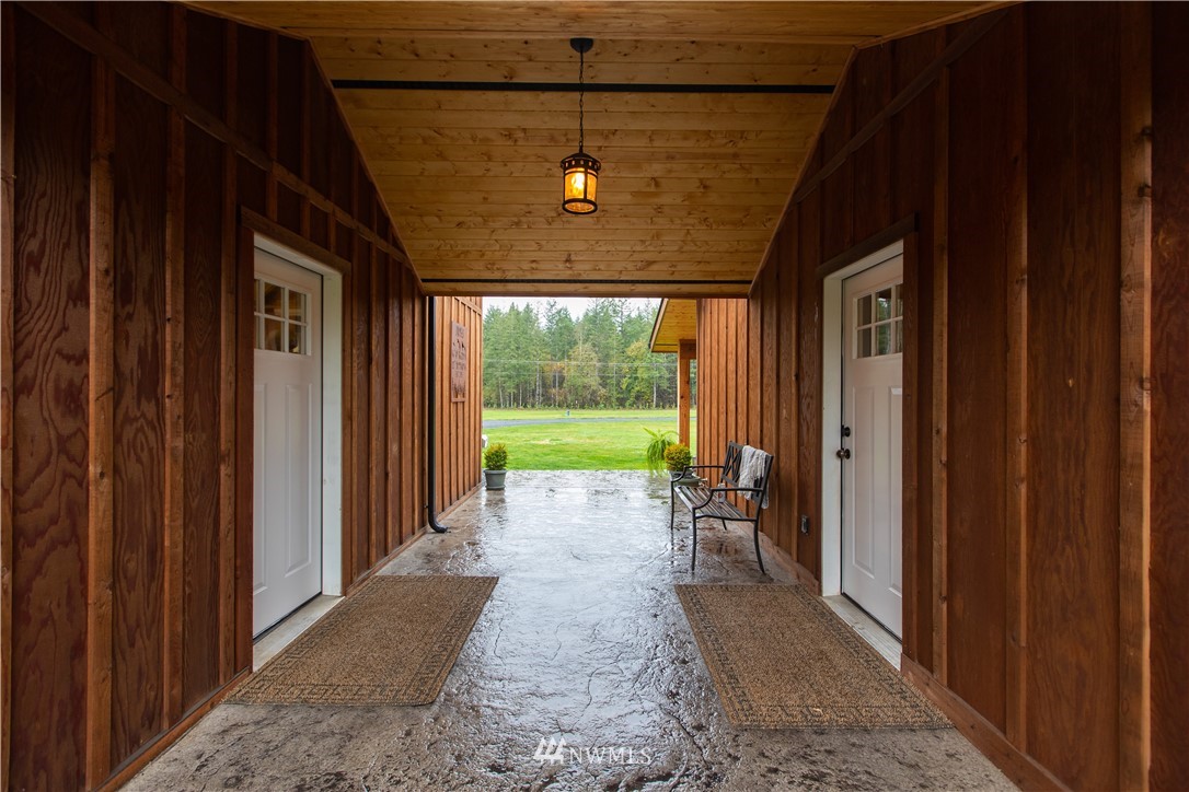 800 Logan Hill Road Chehalis, WA 98532 - Photo 7 of 36 a view of a porch with furniture
