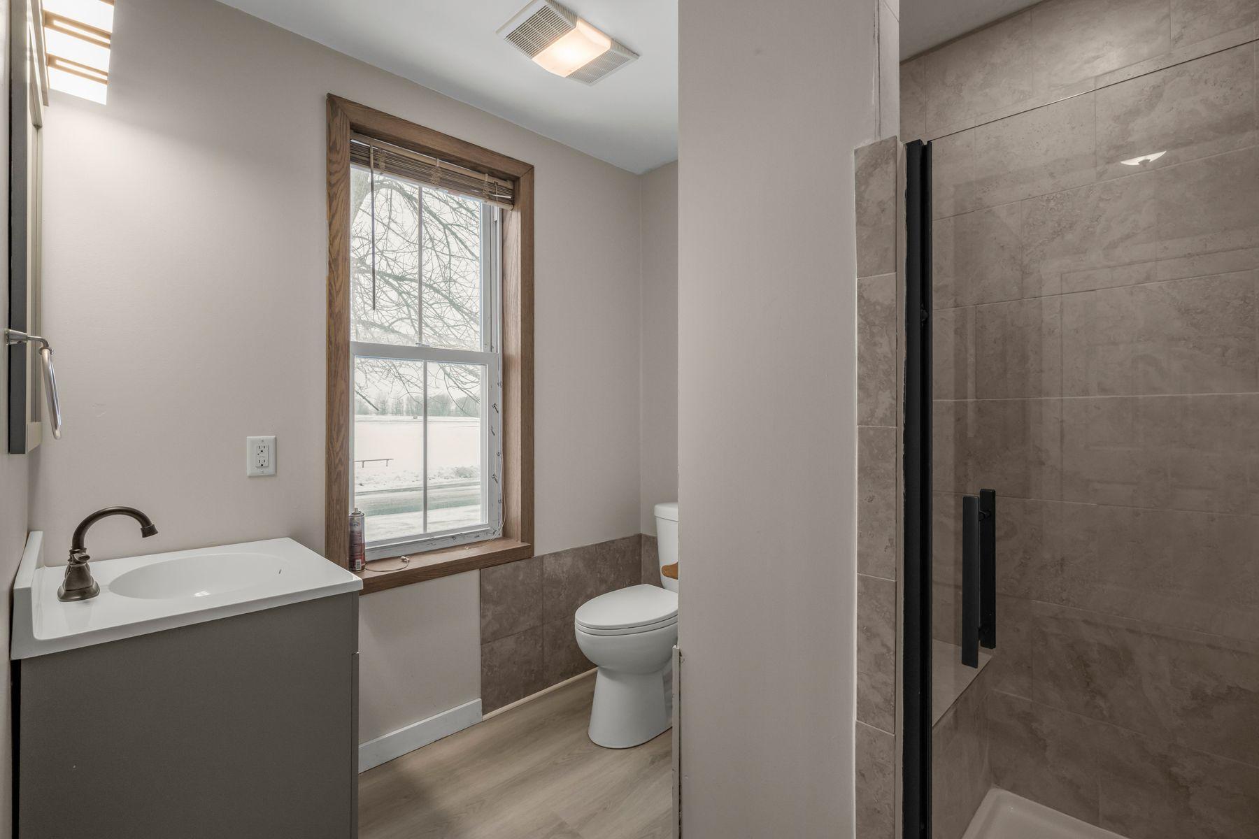 509 West Baker Street Arlington, MN 55307 - Photo 12 of 30