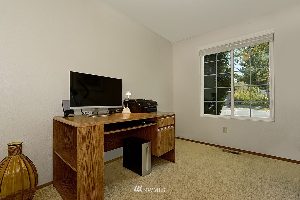 17428 28th Avenue Southeast Bothell, WA 98012 - Photo 13 of 19 Gallery Image 13