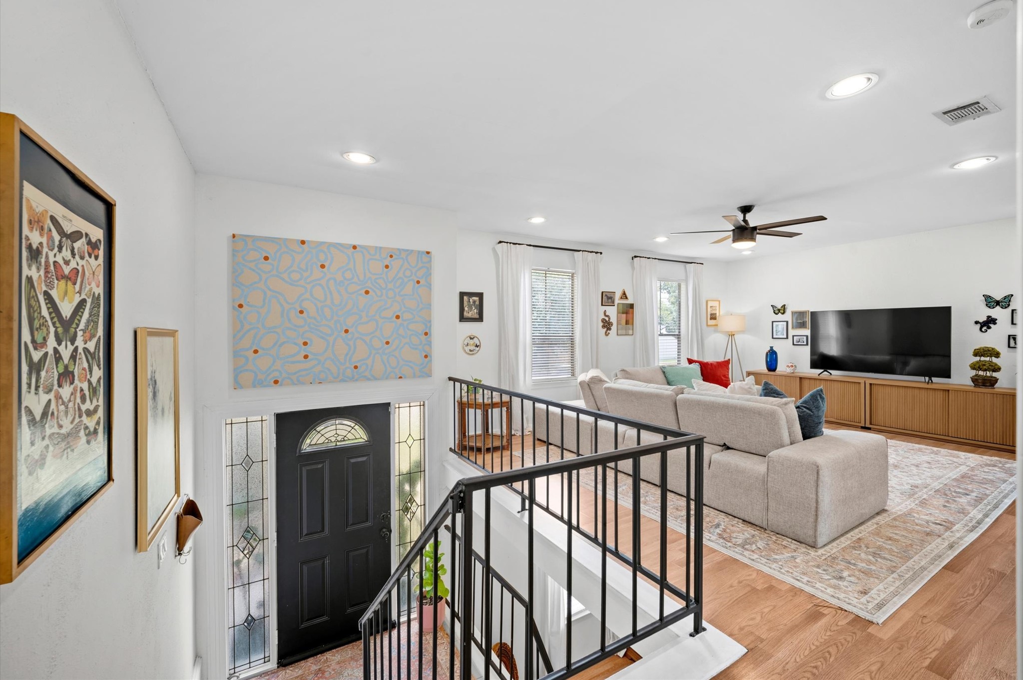 2715 Wood River Road Spring, TX 77373 - Photo 4 of 39 Upper level with a living space off the kitchen and dining!